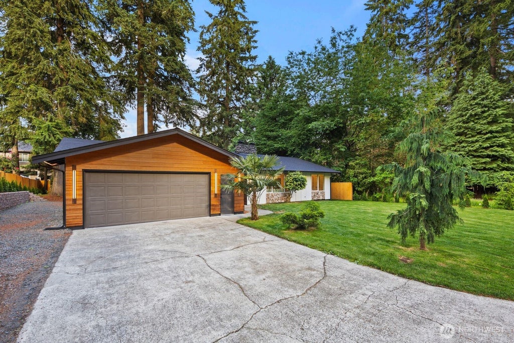 Photo of 5512 Donnelly Drive SE, Olympia, WA 98501 (MLS # 2583120)