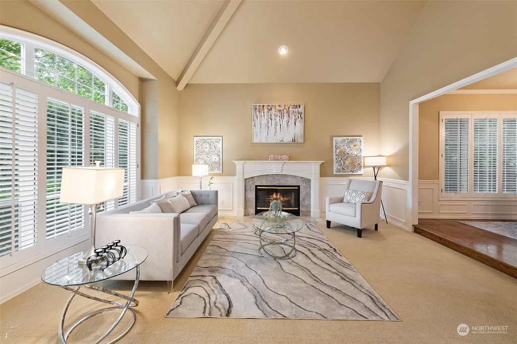 Photo of 26607 SE 18th Street, Sammamish, WA 98075 (MLS # 2159132)