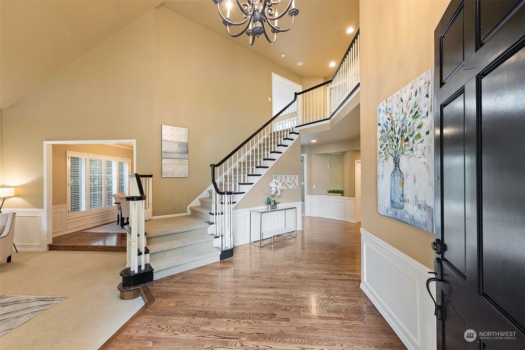 Photo of 26607 SE 18th Street, Sammamish, WA 98075 (MLS # 2159132)