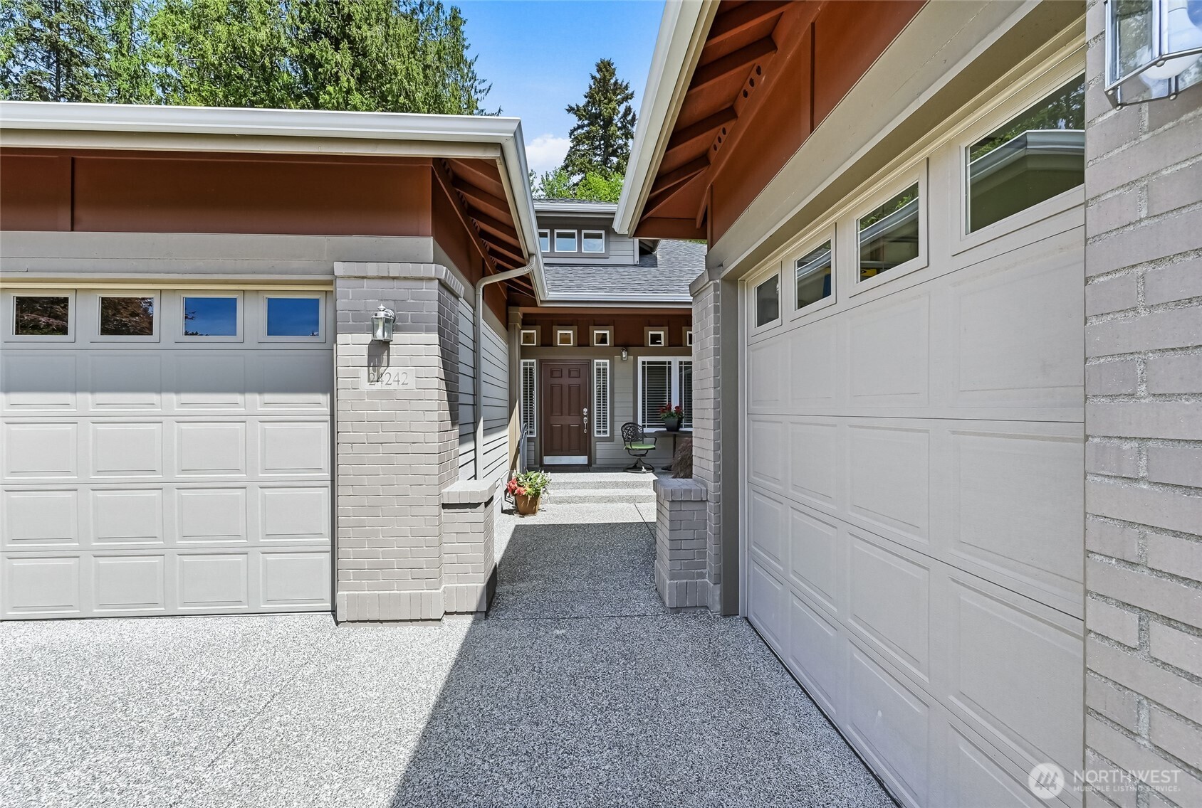 24242 NE 131st Terrace