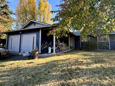 Photo of 485 SW 4th Avenue, Oak Harbor, WA 98277 (MLS # 2596239)
