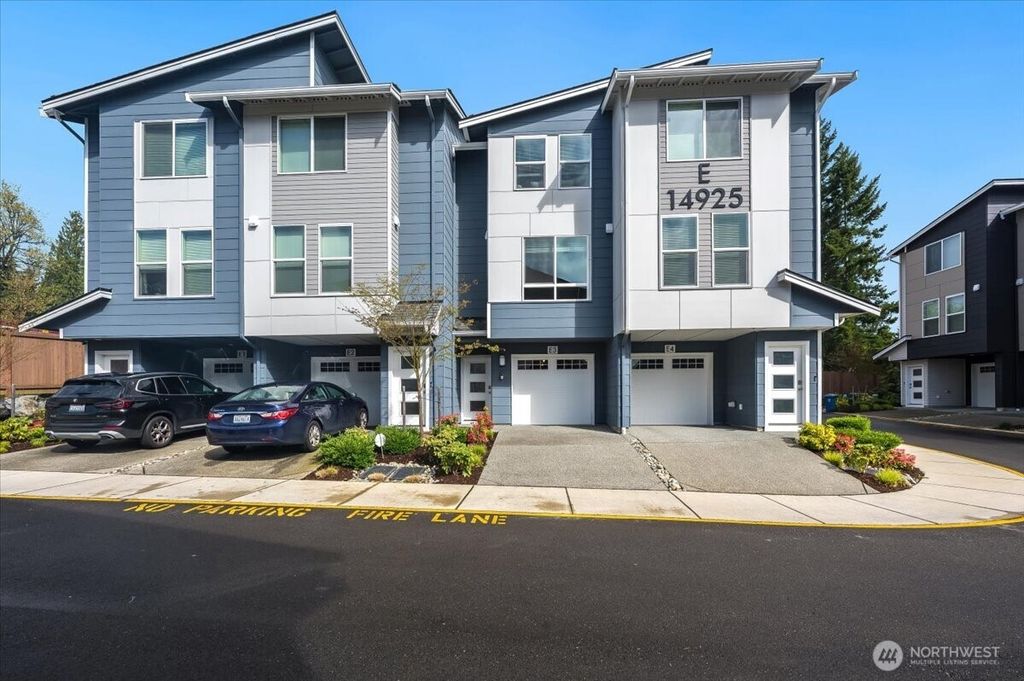 Photo of 14925 44th Avenue W #E3, Lynnwood, WA 98087 (MLS # 2351864)
