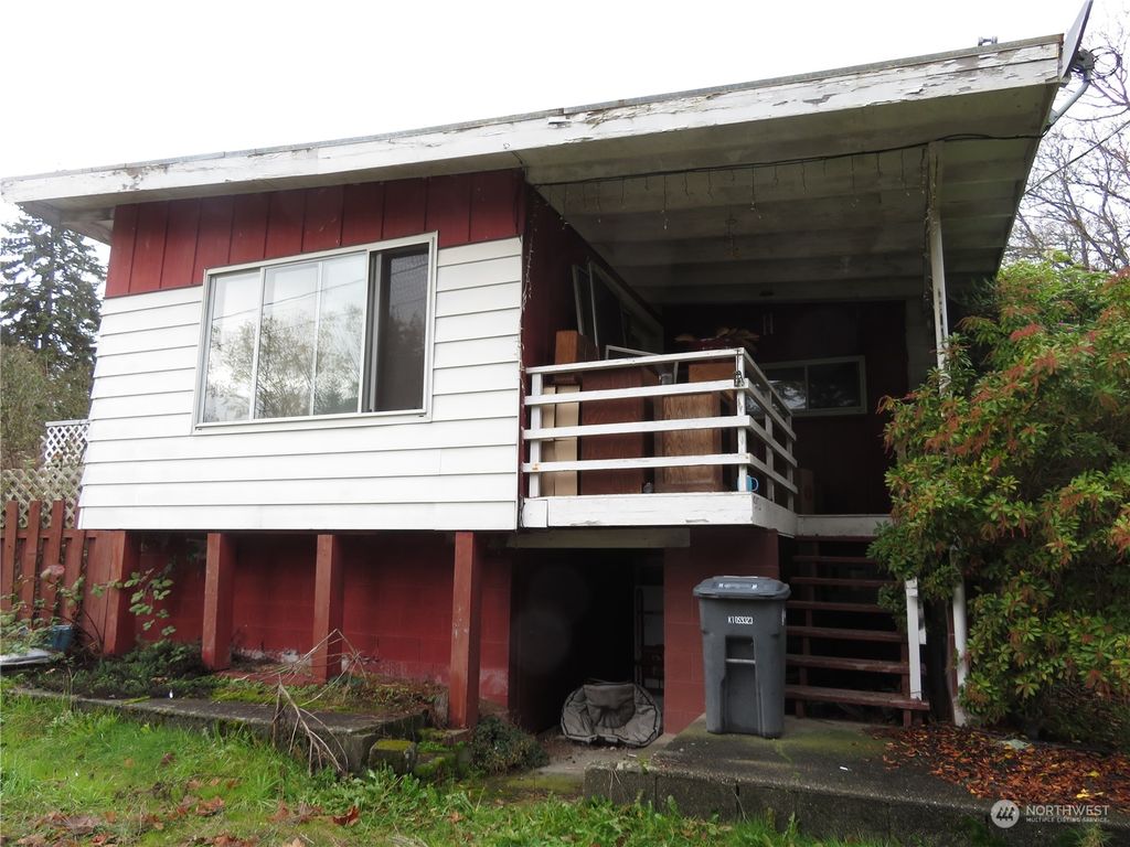 Photo of 2613 S 146th Street, SeaTac, WA 98168 (MLS # 2184731)