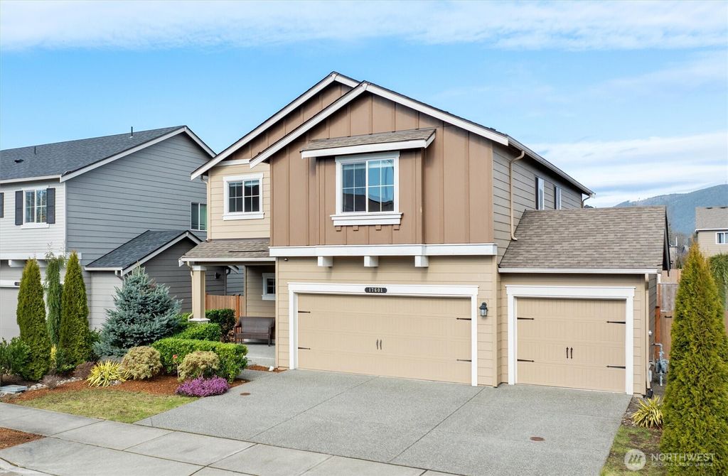 Photo of 17601 Juniper Street, Granite Falls, WA 98252 (MLS # 2335100)