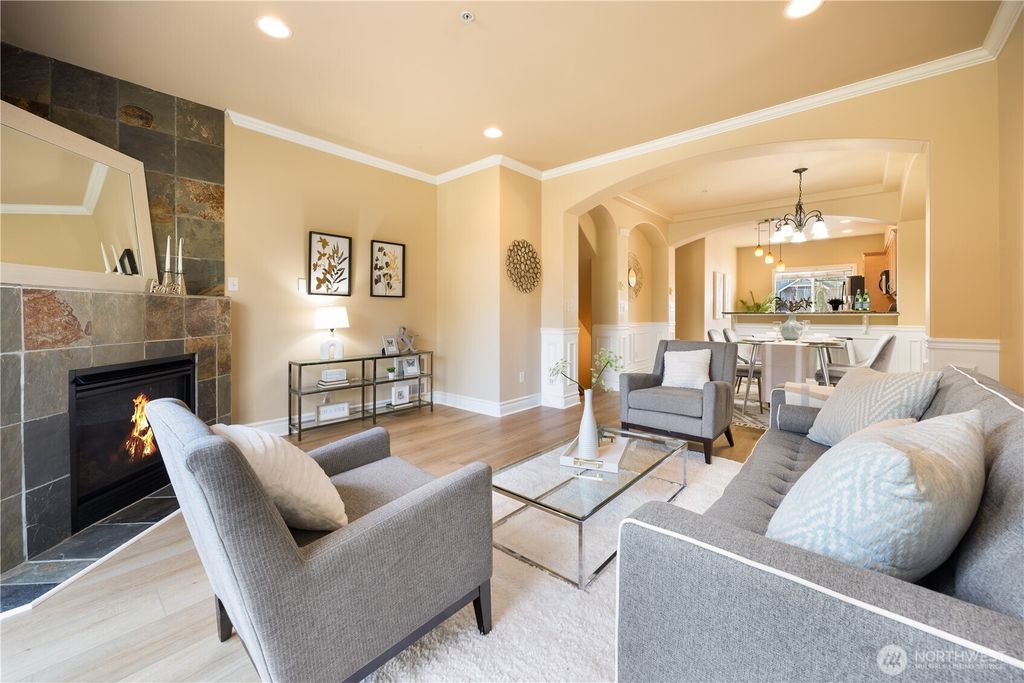 Photo of 17811 80th Avenue NE #E2, Kenmore, WA 98028 (MLS # 2481702)