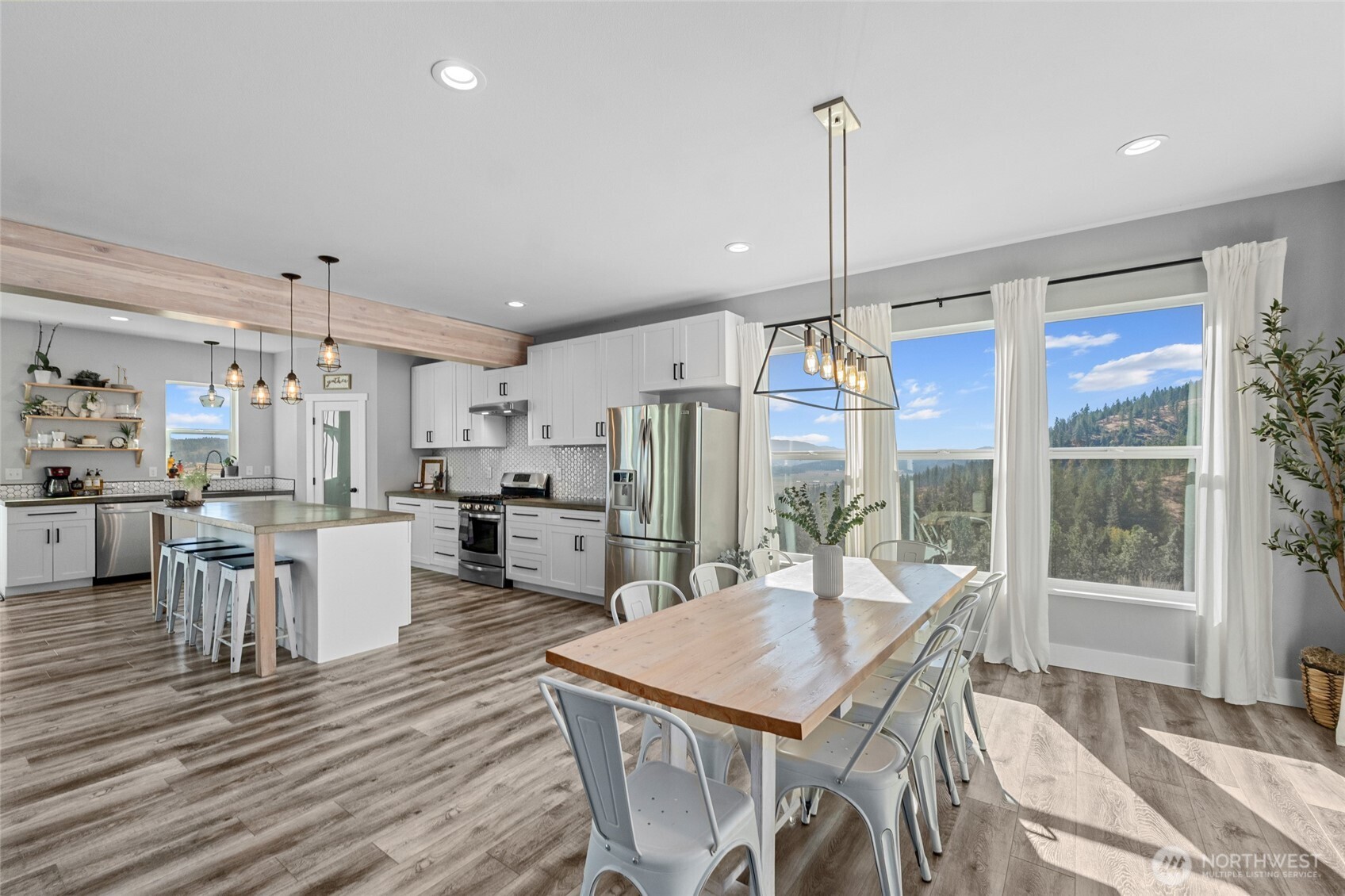 842 Valley Westside Road U