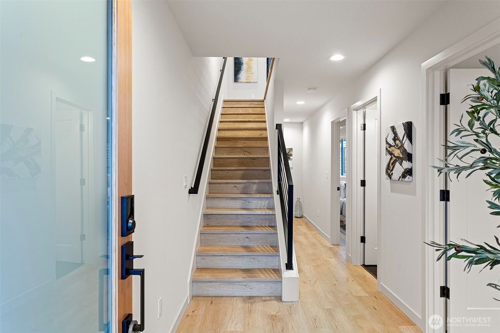 Photo of 928 NW 57th Street #A, Seattle, WA 98107 (MLS # 2503716)