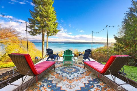 Photo of 2049 NE Amhurst Court, Poulsbo, WA 98370 (MLS # 2459634)