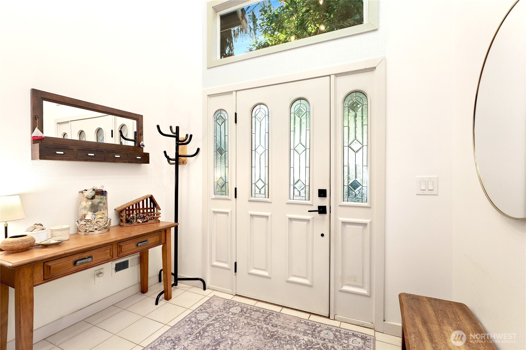 2049 NE Amhurst Court