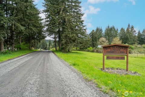 Photo of 148 Oak Meadows Lane, Oakville, WA 98568 (MLS # 2507954)