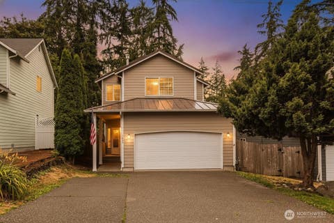 Photo of 1649 NE Harvard Avenue, Keyport, WA 98345 (MLS # 2548348)
