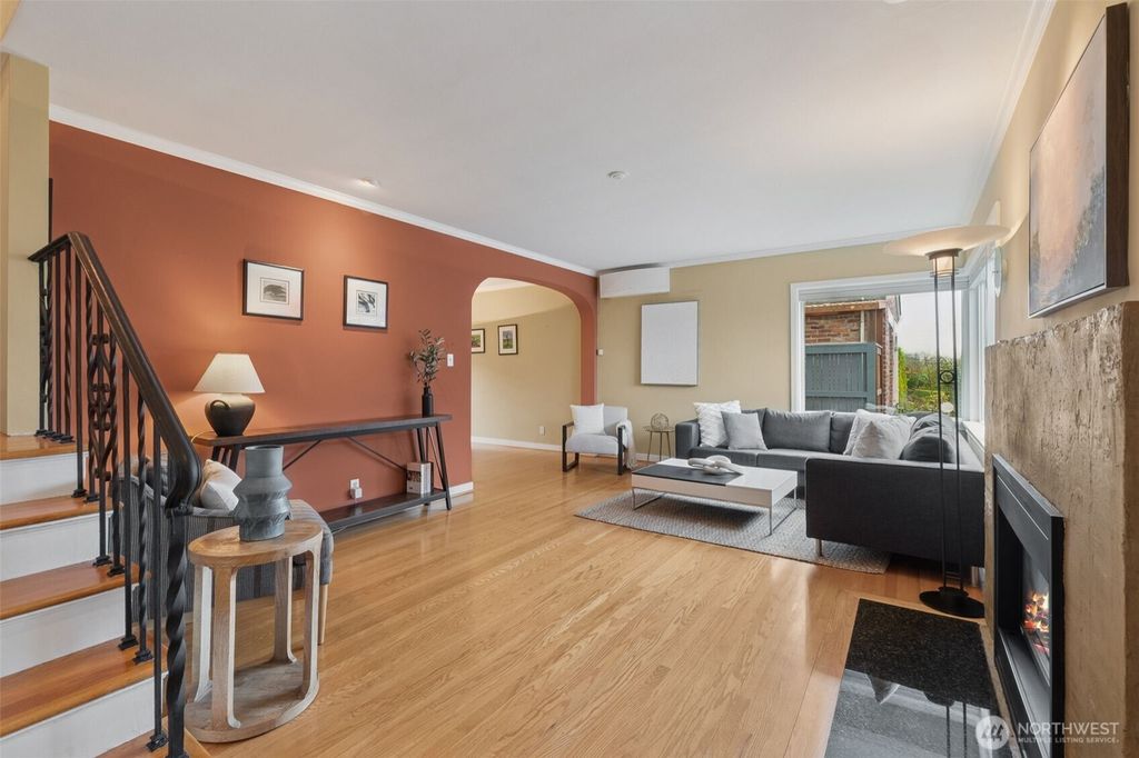 Photo of 2806 29th Avenue W, Seattle, WA 98199 (MLS # 2354071)