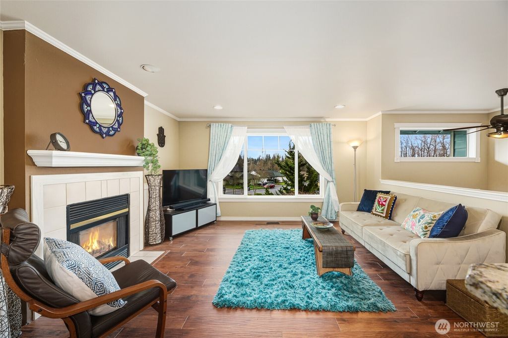 Photo of 3929 205th Place SW, Lynnwood, WA 98036 (MLS # 2478939)