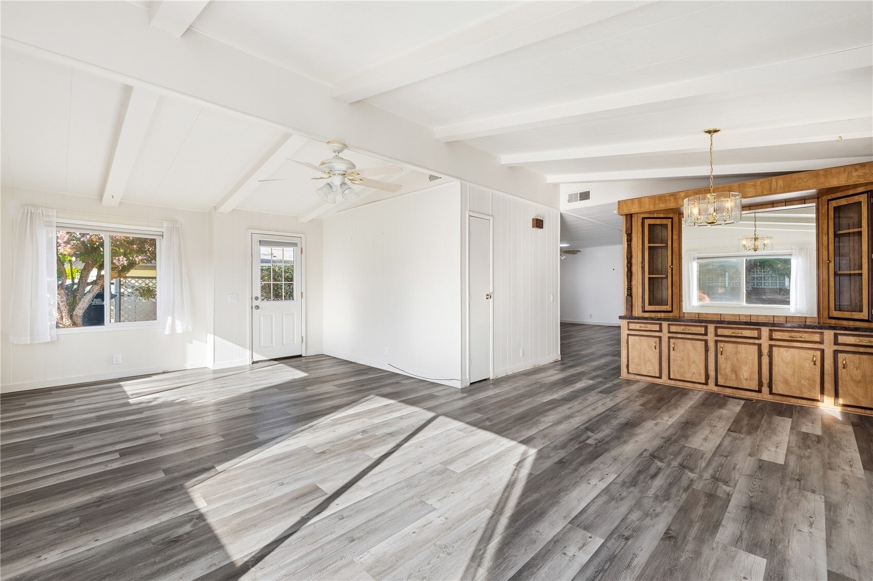 2500 Alder Street 56