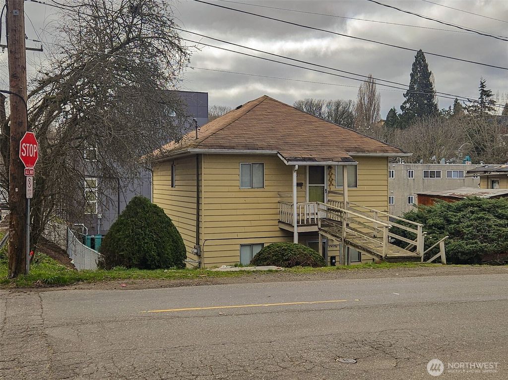 Photo of 2435 S Walker Street, Seattle, WA 98144 (MLS # 2331159)