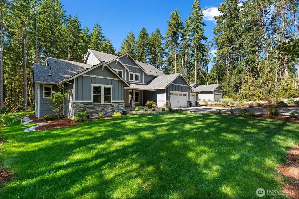 Photo of 7906 40th Street NW, Gig Harbor, WA 98335 (MLS # 2497620)