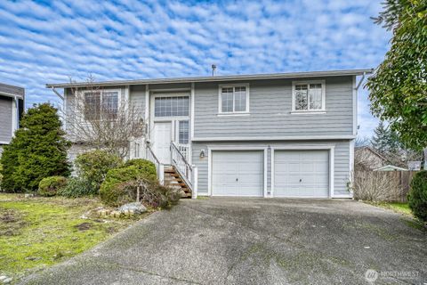 Photo of 15711 24th Avenue E, Tacoma, WA 98445 (MLS # 2461726)