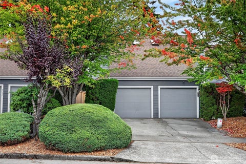 Photo of 9738 Ashworth Avenue N, Seattle, WA 98103 (MLS # 2588707)