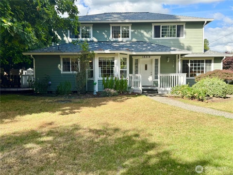 Photo of 18319 Driftwood Drive E, Lake Tapps, WA 98391 (MLS # 2548514)