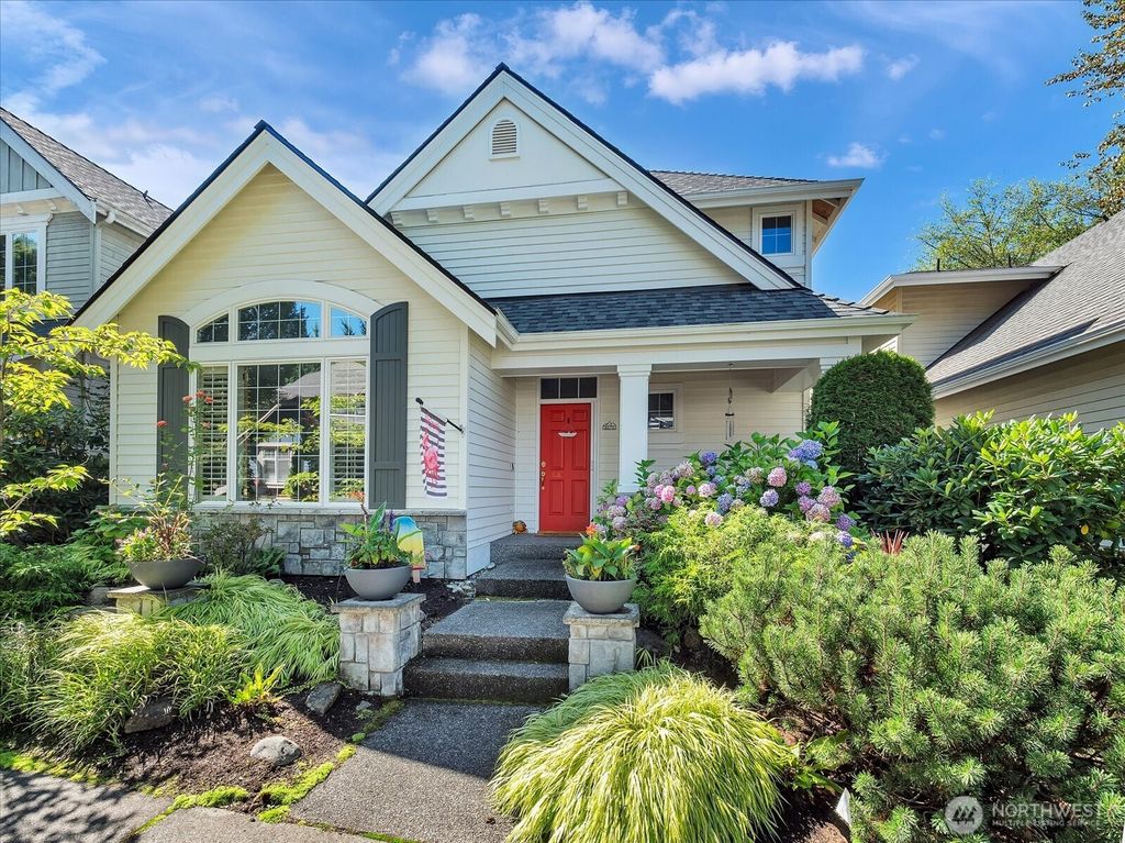 Photo of 4676 Camden Place, Mukilteo, WA 98275 (MLS # 2346317)