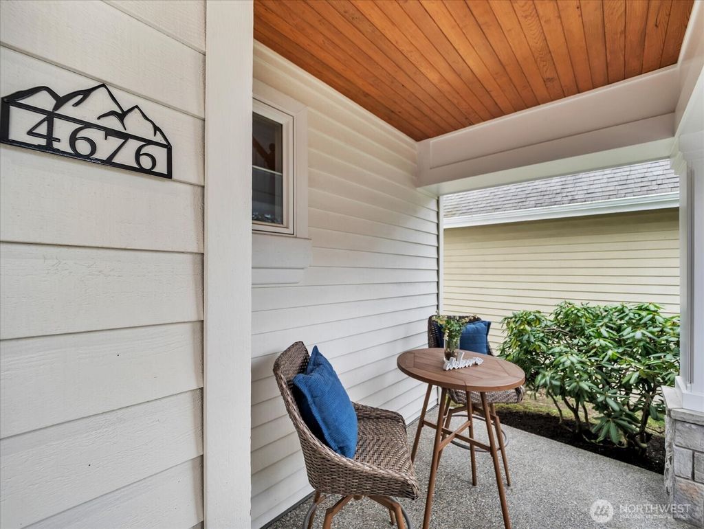 Photo of 4676 Camden Place, Mukilteo, WA 98275 (MLS # 2346317)
