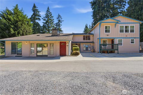 Photo of 16068 Greenwood Avenue N, Shoreline, WA 98133 (MLS # 2568387)