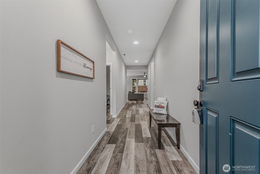 Photo of 10215 NE 104th Street, Vancouver, WA 98662 (MLS # 2488714)