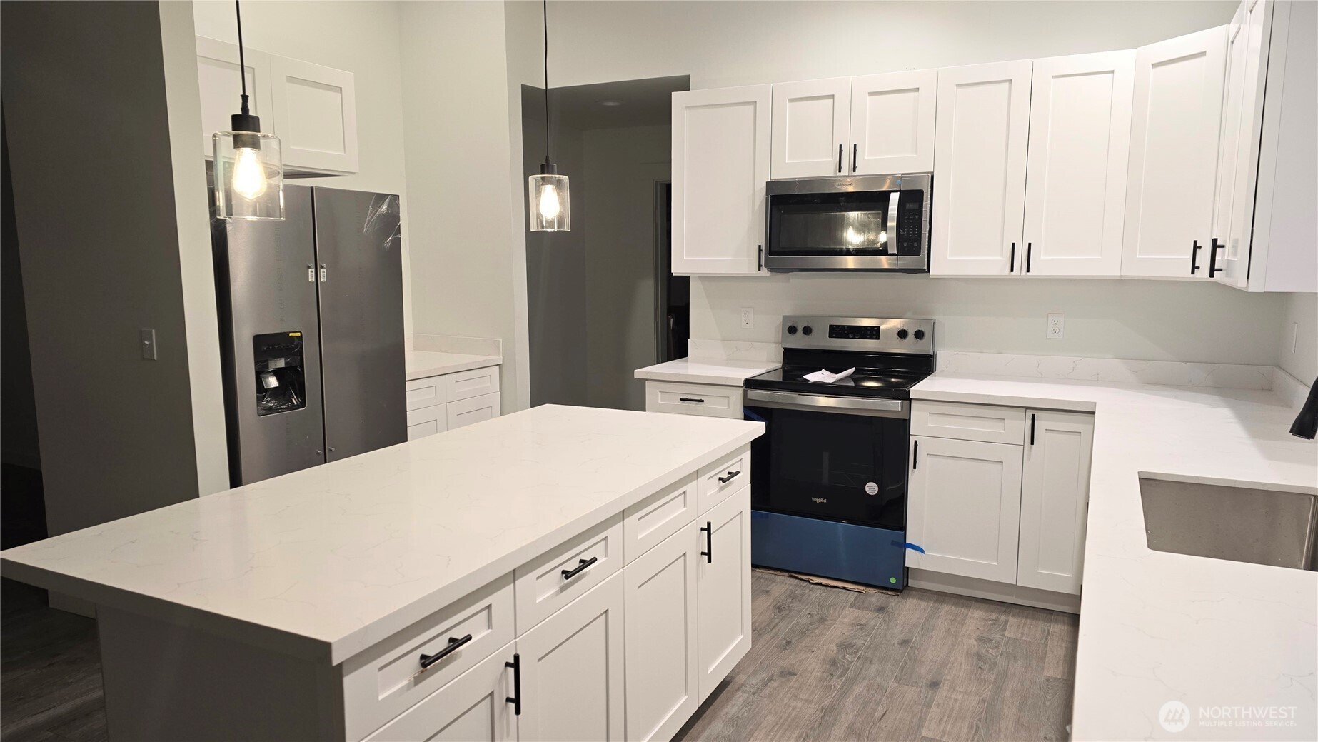 400 E McLane Cove Drive