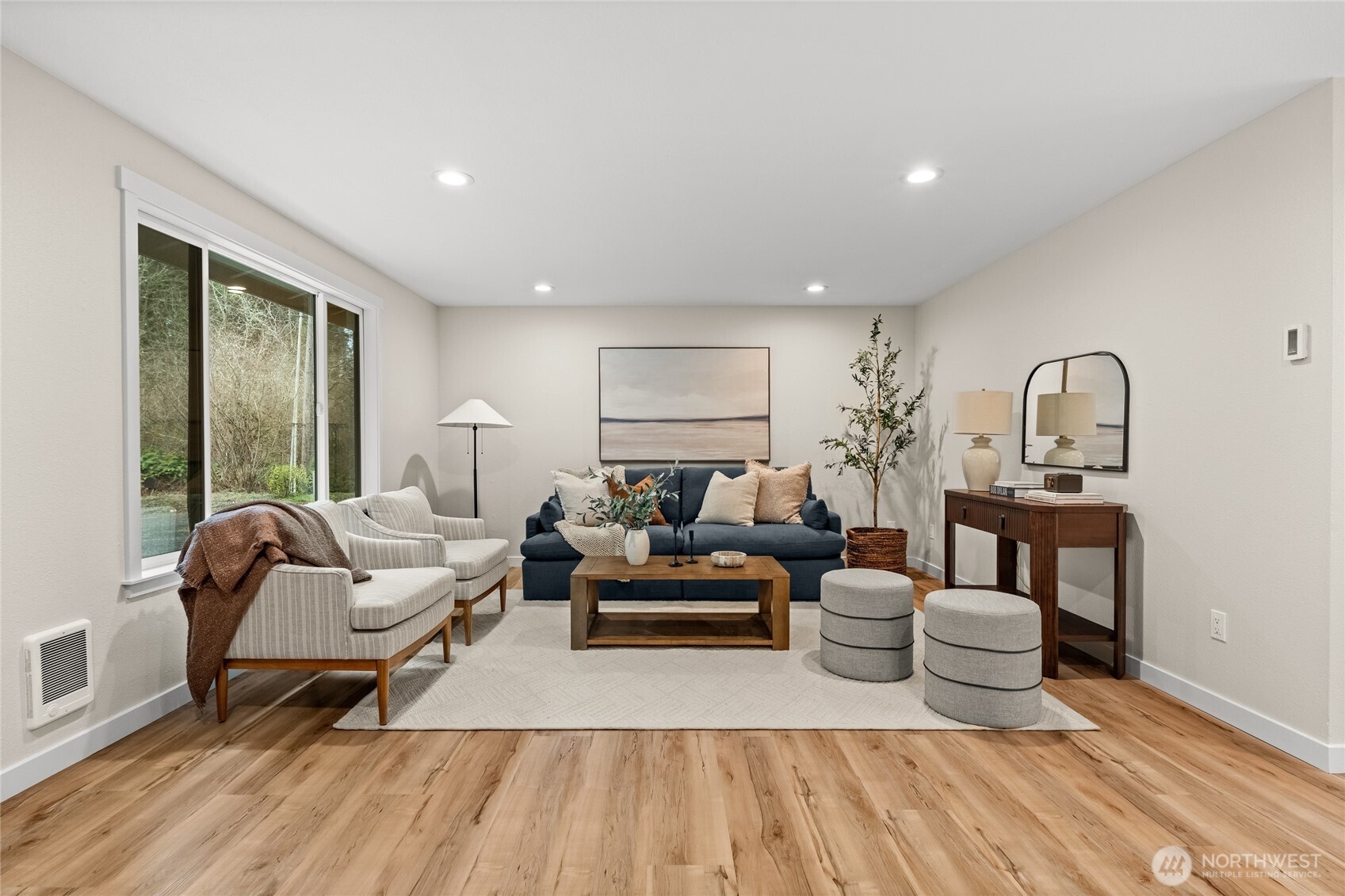 9713 128th Street NW