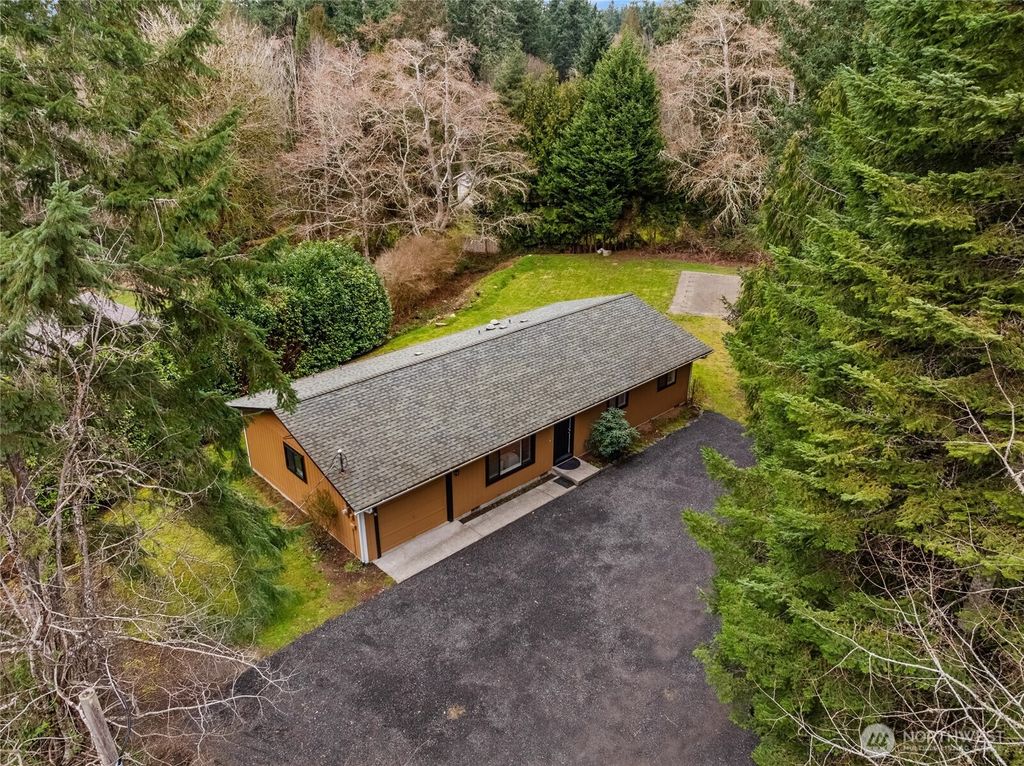 Photo of 9713 128th Street NW, Gig Harbor, WA 98329 (MLS # 2483970)