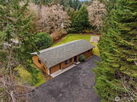 Photo of 9713 128th Street NW, Gig Harbor, WA 98329 (MLS # 2483970)