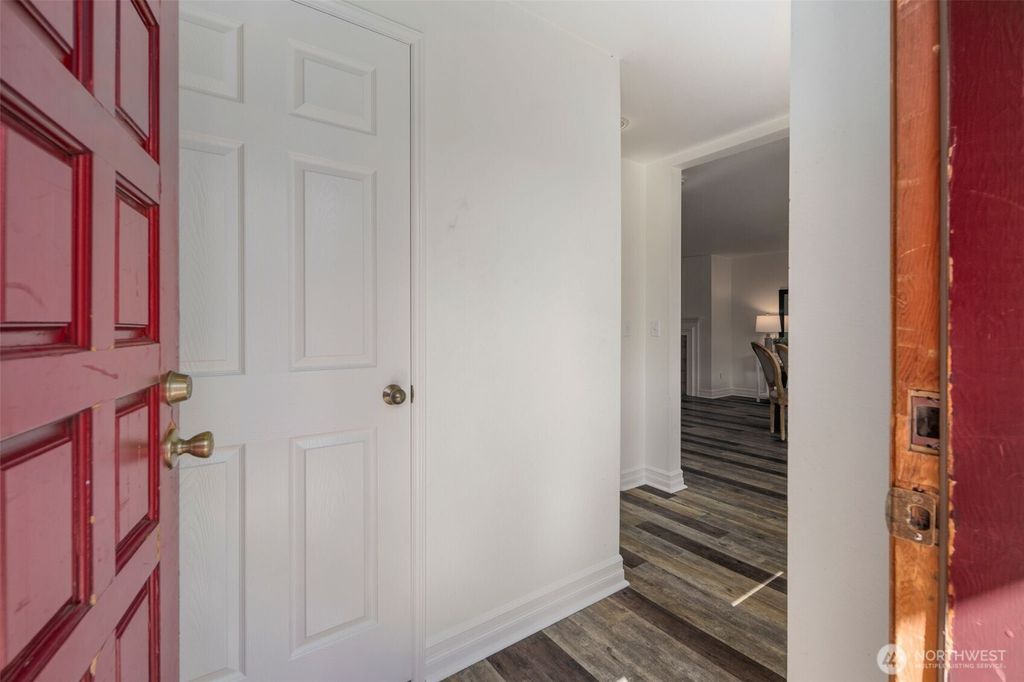 Photo of 9920 NE 119th St St #107, Kirkland, WA 98034 (MLS # 2482522)