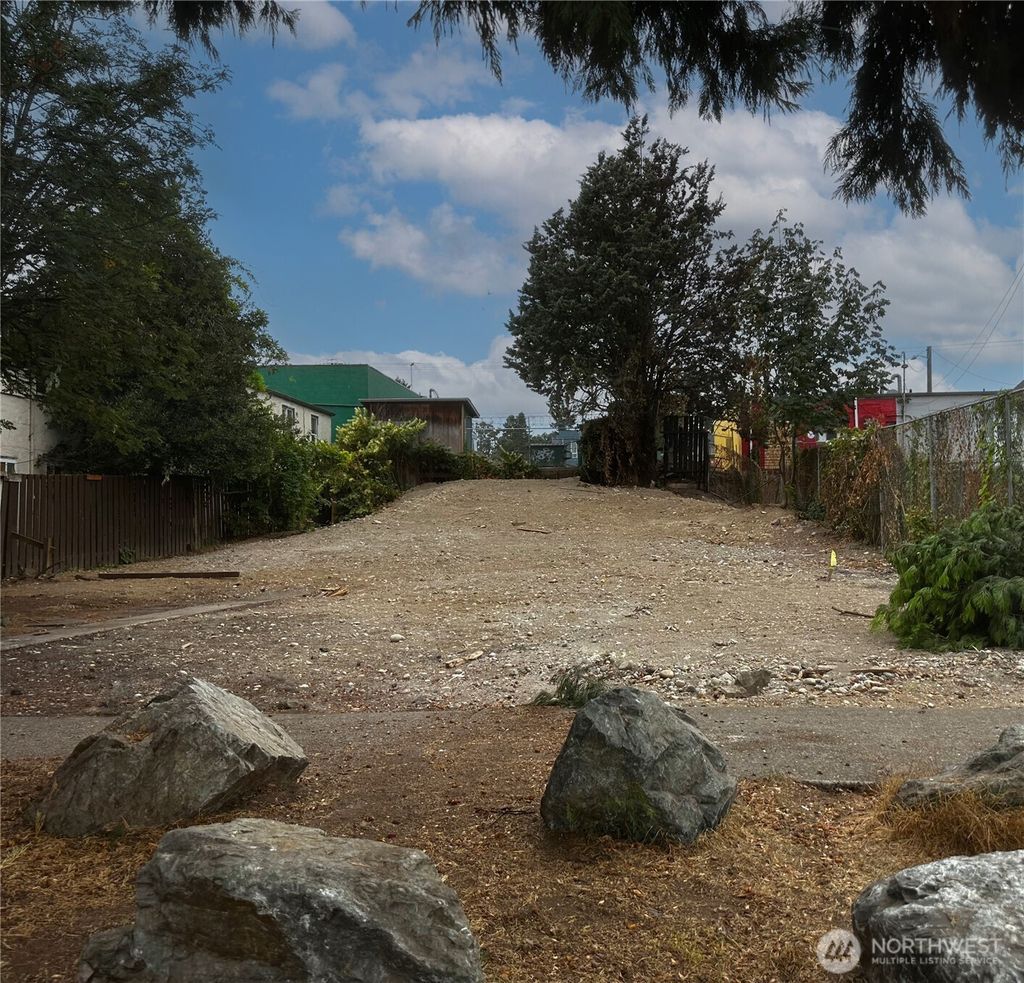 Photo of 8849 Nesbit Avenue N, Seattle, WA 98103 (MLS # 2466983)