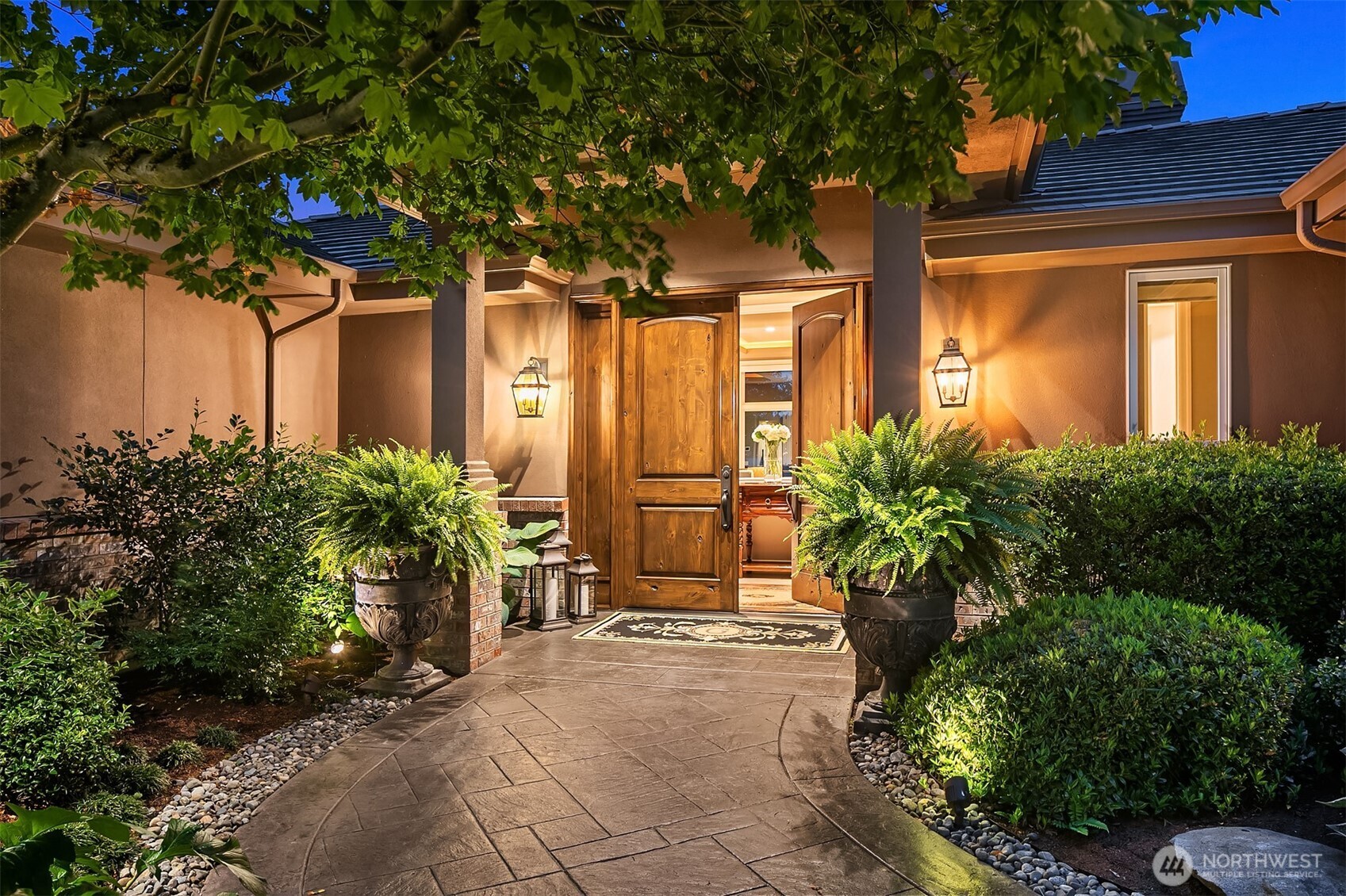 2419 E Lake Sammamish Place SE