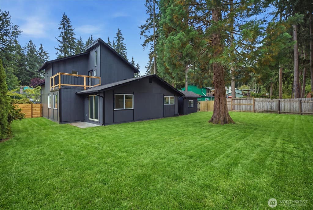 Photo of 2924 Forest Ridge Court S, Puyallup, WA 98374 (MLS # 2571651)