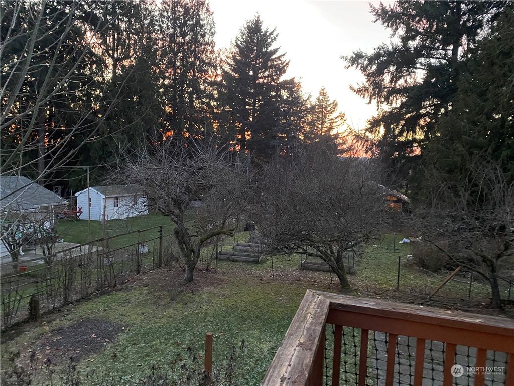 Photo of 13047 39th Avenue NE, Seattle, WA 98125 (MLS # 2194066)