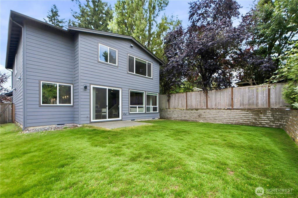 Photo of 10313 133rd Court NE, Redmond, WA 98033 (MLS # 2572135)