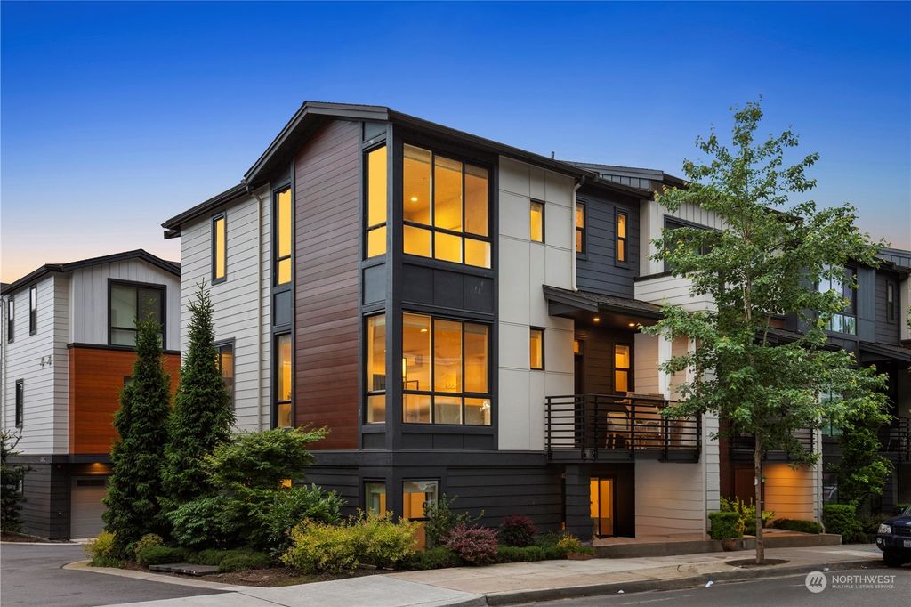 Photo of 18406 96th Avenue NE #E, Bothell, WA 98011 (MLS # 2230509)