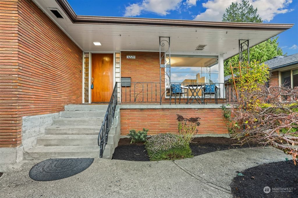 Photo of 3228 NW 74th Street, Seattle, WA 98117 (MLS # 2312442)
