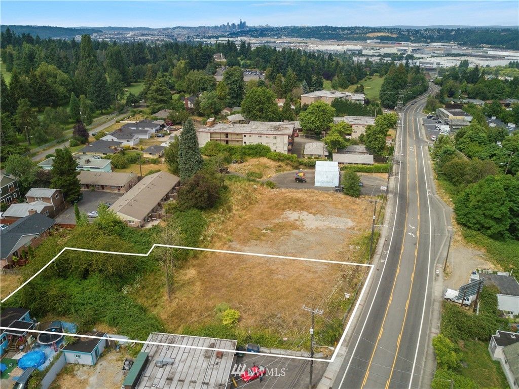 Photo of 11411 Des Moines Memorial Drive S, Burien, WA 98168 (MLS # 1869900)