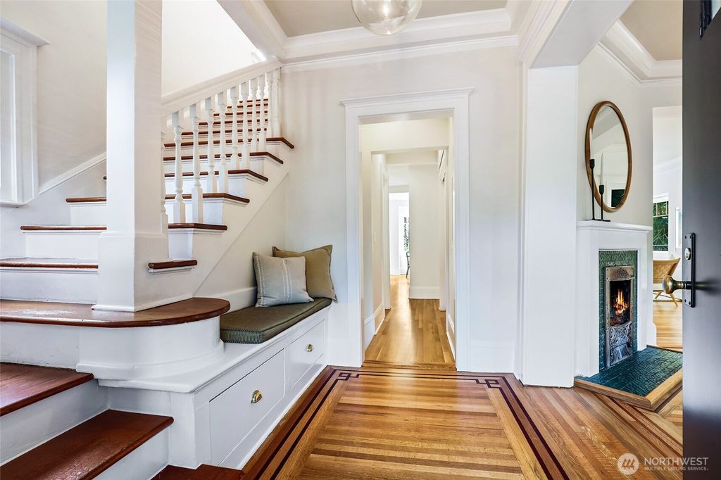 Photo of 1128 38th Avenue, Seattle, WA 98122 (MLS # 2334245)