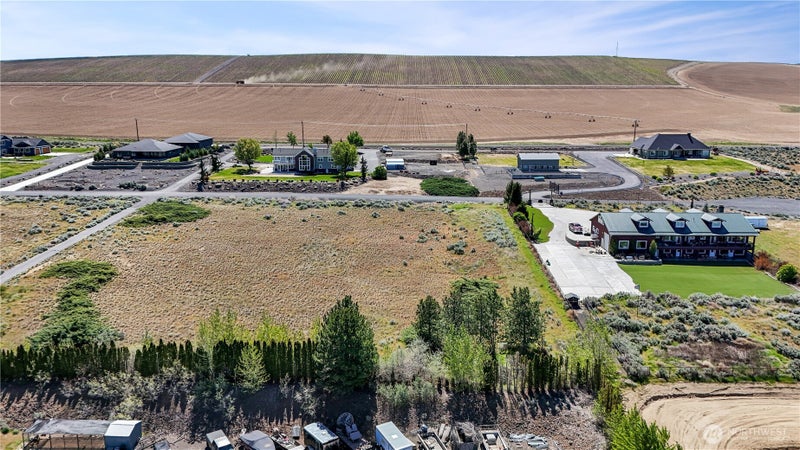 6702 Road 8.9 SE