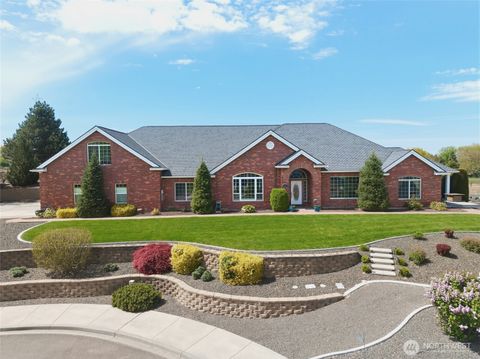 Photo of 75 Wolf Fork Place, Walla Walla, WA 99362 (MLS # 2514394)