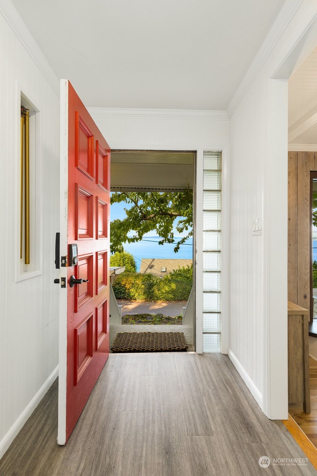 Photo of 3245 NW Esplanade, Seattle, WA 98117 (MLS # 2310245)