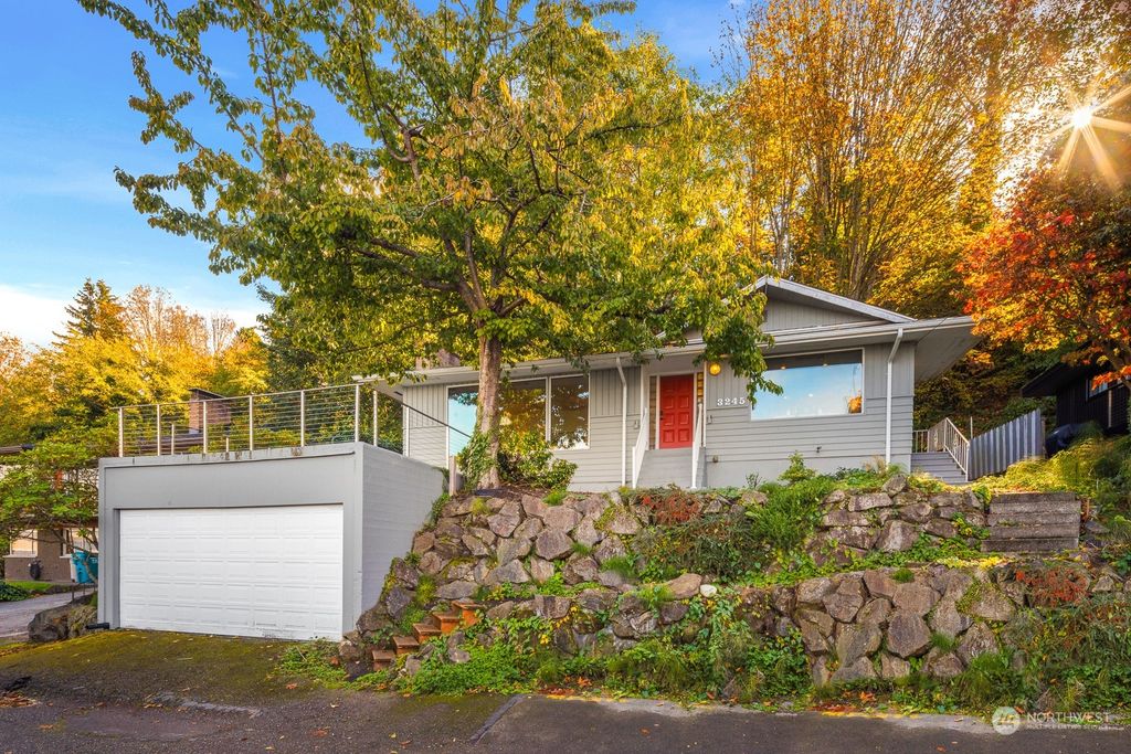 Photo of 3245 NW Esplanade, Seattle, WA 98117 (MLS # 2310245)