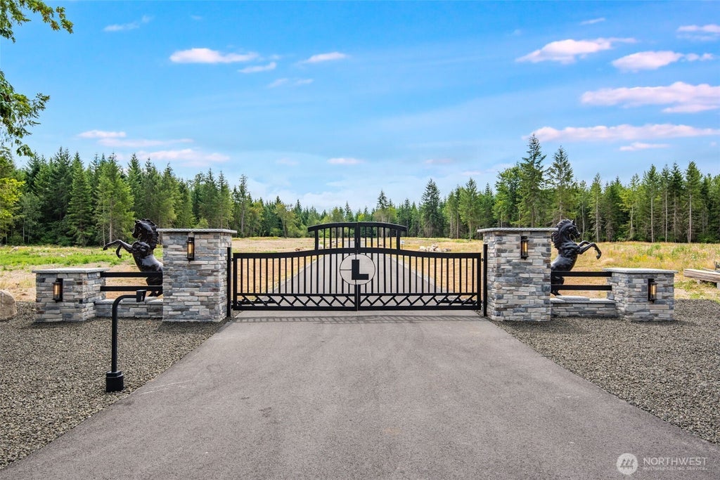 Photo of 14118 Last Chance Lane SE, Yelm, WA 98597 (MLS # 2585366)