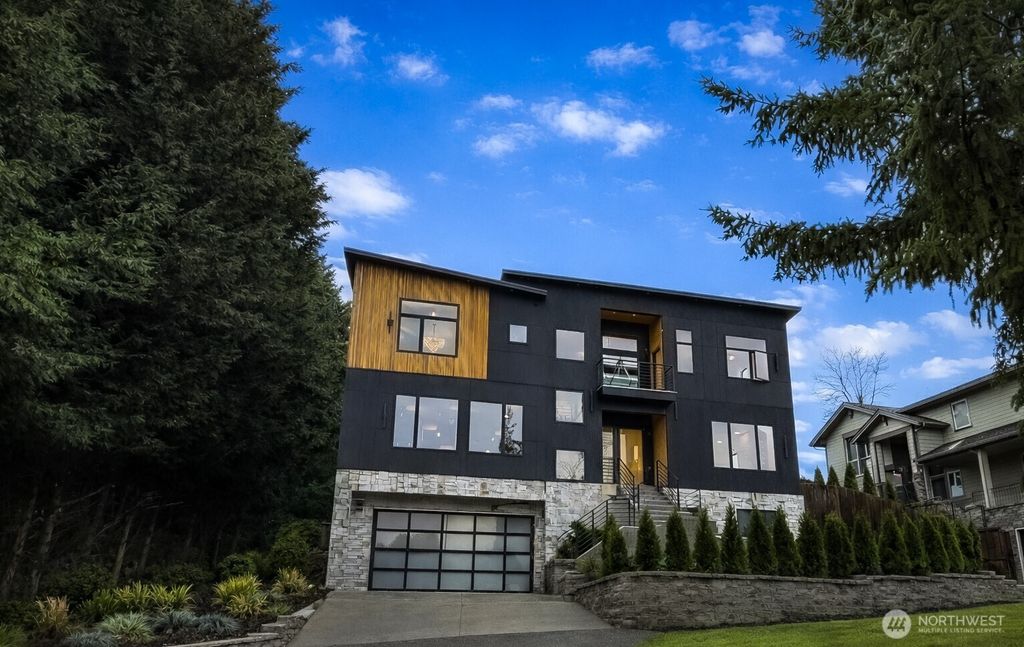 Photo of 3695 122nd Avenue SE, Bellevue, WA 98006 (MLS # 2462927)