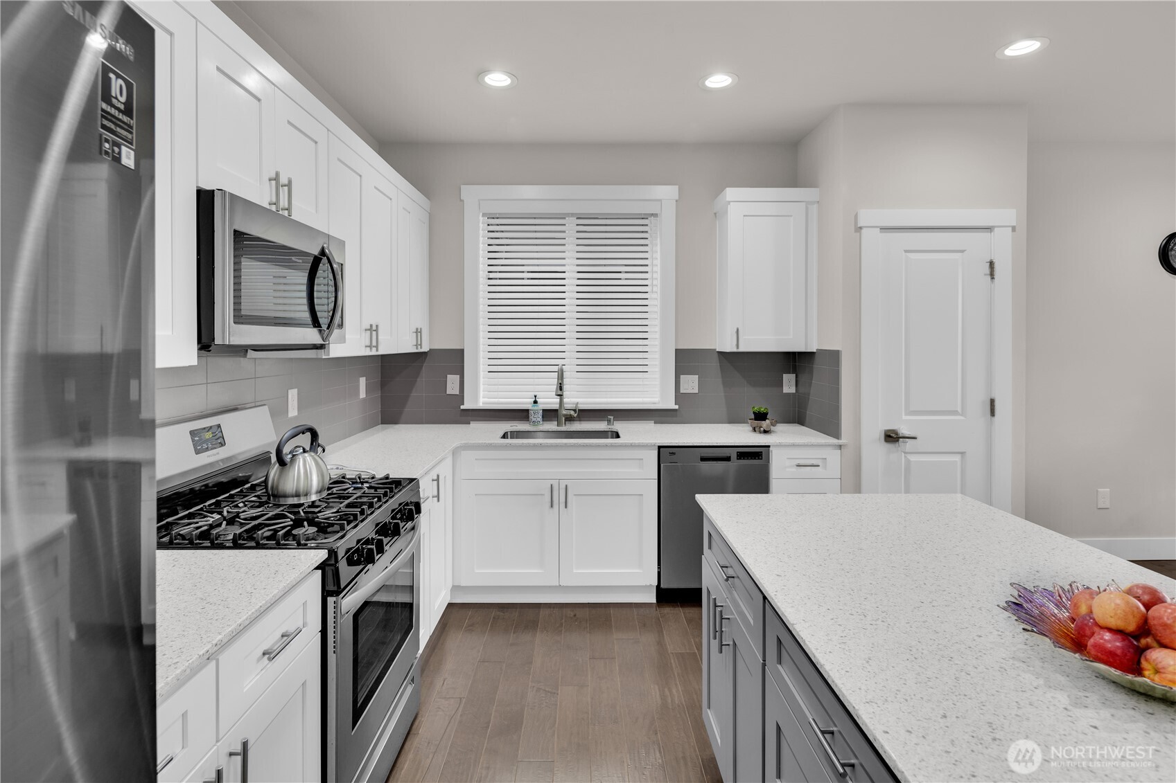 423 205th Street SW B