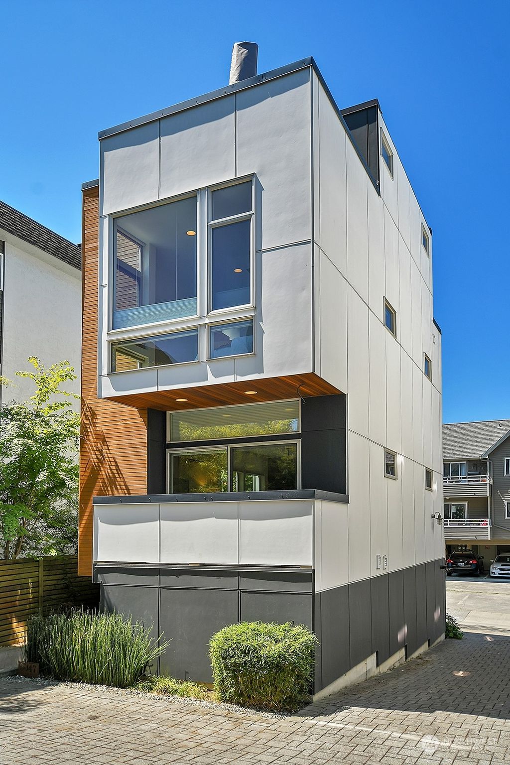 Photo of 3047 59th Avenue SW #A, Seattle, WA 98116 (MLS # 2255153)