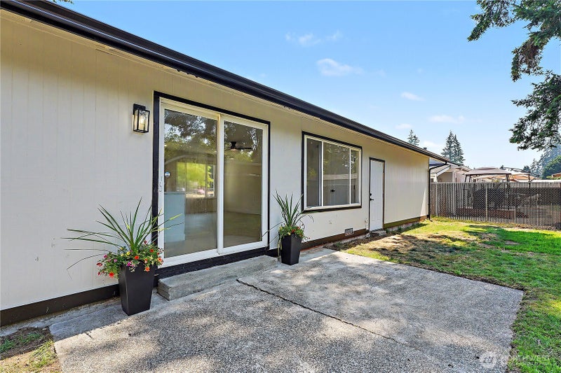 3610 Branson Dr SE